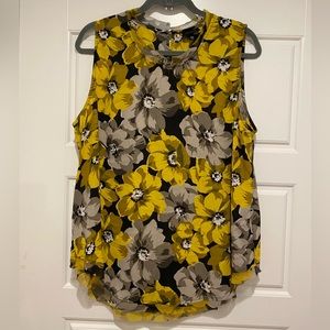 Who What Wear yellow and black floral top. Size XXL